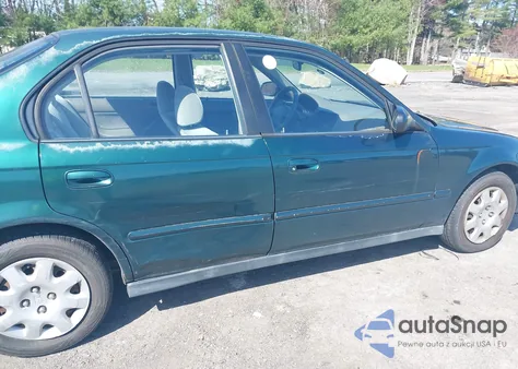 2000 Honda Civic Value Package from USA, damaged, VIN 2HGEJ661XYH532466